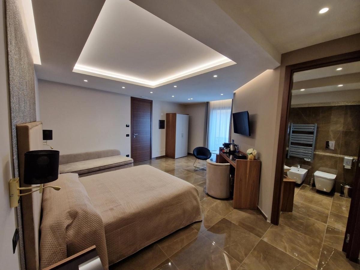Beatus Suites And Rooms B&B Canicattì Exterior foto