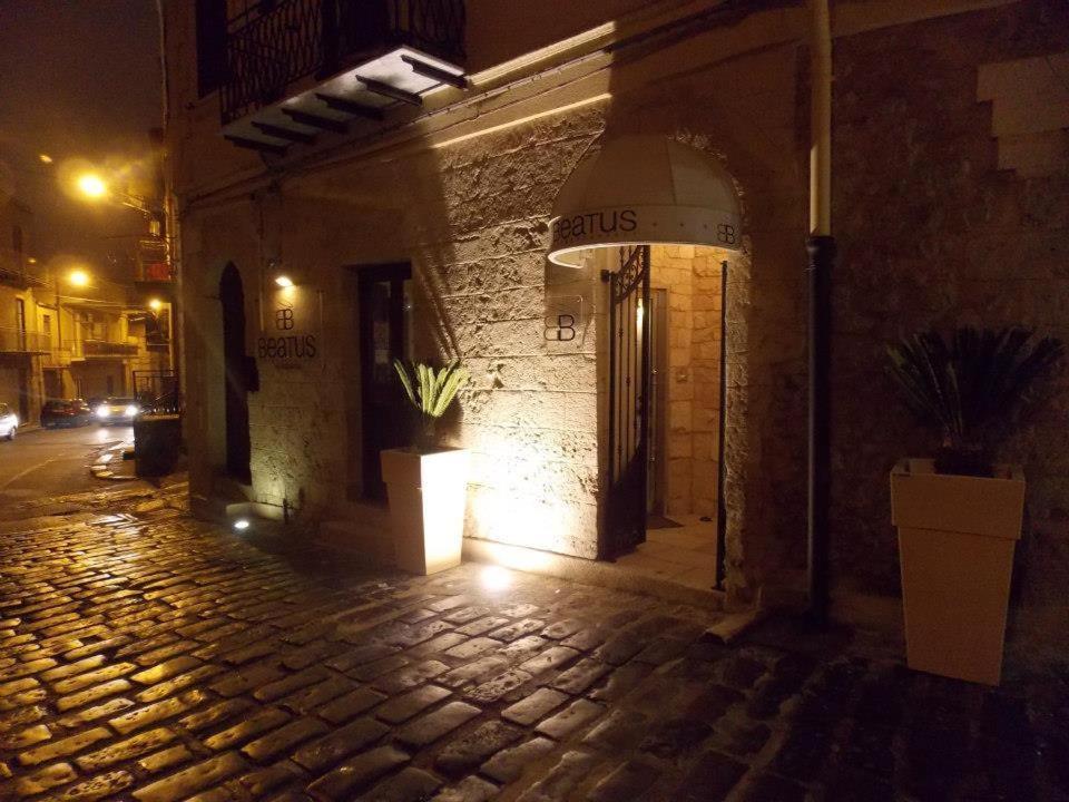 Beatus Suites And Rooms B&B Canicattì Exterior foto