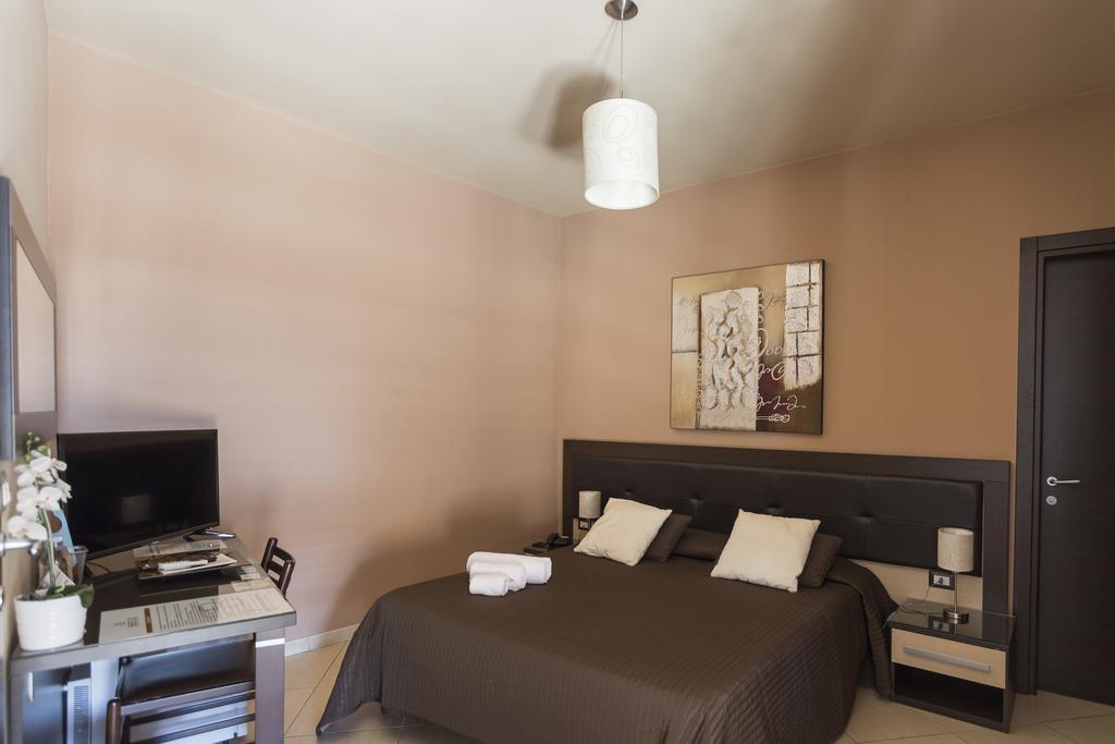 Beatus Suites And Rooms B&B Canicattì Exterior foto